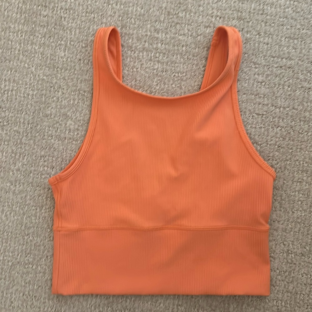 Lululemon workout top